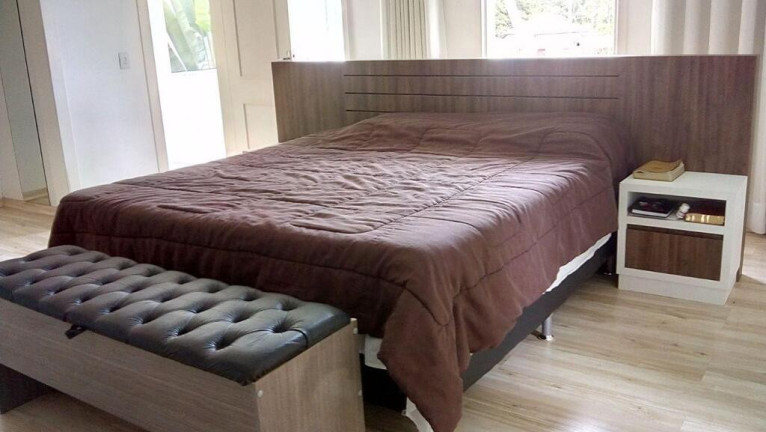 Imagem Casa com 3 Quartos à Venda, 460 m² em Centro - Barra Do Ribeiro