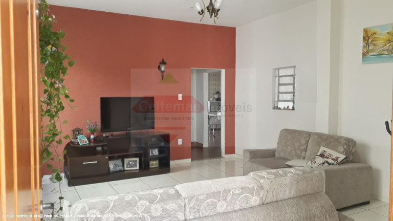 Imagem Casa com 3 Quartos à Venda, 204 m² em Jardim Das Nações - Taubaté Imagem Casa com 3 Quartos à Venda, 204 m² em Jardim Das Nações - Taubaté