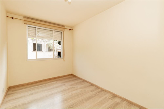 Imagem Imóvel com 1 Quarto à Venda,  em Teresópolis - Porto Alegre