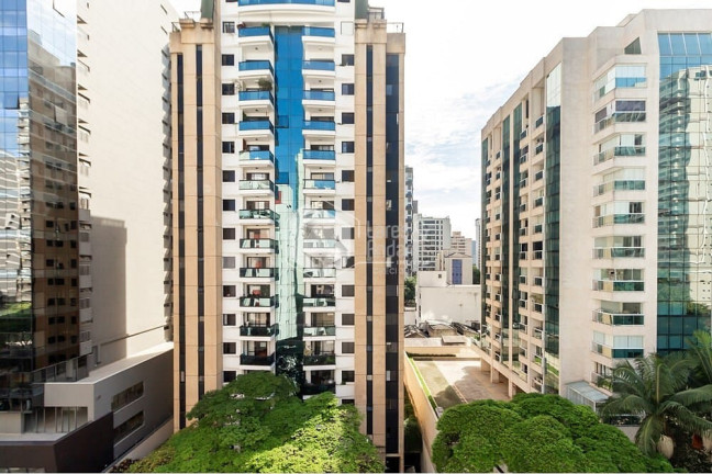 Imagem Apartamento com 2 Quartos à Venda, 60 m² em Moema - São Paulo Imagem Apartamento com 2 Quartos à Venda, 60 m² em Moema - São Paulo