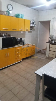 Imagem Sobrado com 3 Quartos à Venda, 172 m² em Parada Inglesa - São Paulo