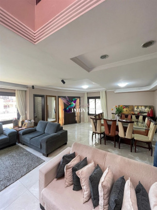 Imagem Casa com 4 Quartos à Venda, 240 m² em Centro - Torres