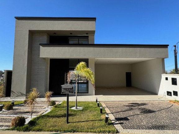 Casa com 3 Quartos à Venda, 221 m² em Jardins Nápoles - Senador Canedo