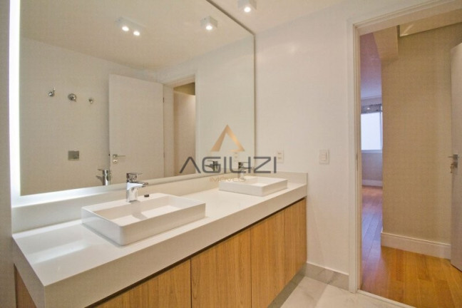 Imagem Apartamento com 3 Quartos à Venda, 222 m² em Jardim Paulista - São Paulo