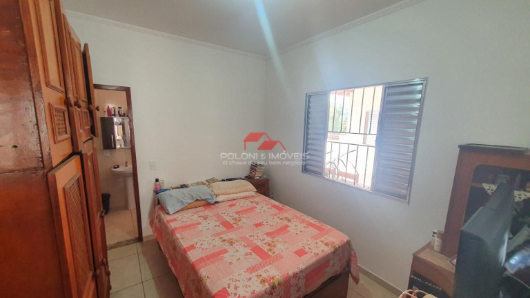 Imagem Chácara com 2 Quartos à Venda, 600 m² em Centro - Piracaia Imagem Chácara com 2 Quartos à Venda, 600 m² em Centro - Piracaia