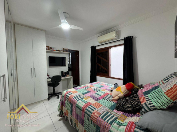 Imagem Imóvel com 3 Quartos à Venda, 124 m² em Maracanã - Praia Grande