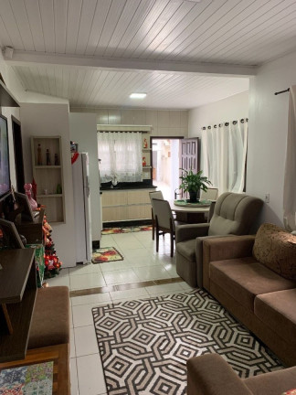 Imagem Casa com 3 Quartos à Venda, 135 m² em Operária - Araranguá