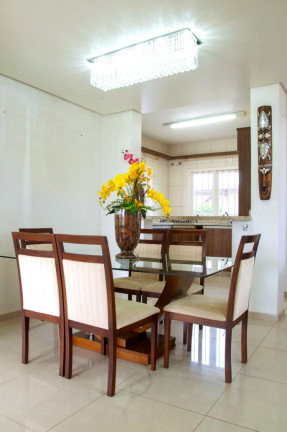 Imagem Casa com 3 Quartos à Venda, 157 m²