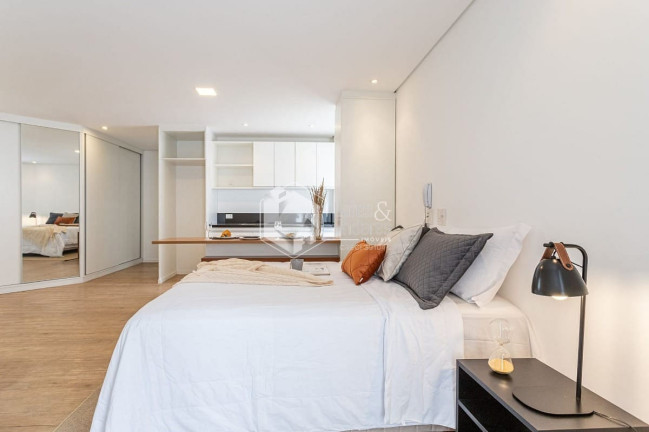 Apartamento com 1 Quarto à Venda, 30 m² em Vila Nova Conceição - São Paulo