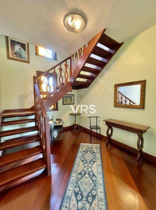 Imagem Casa com 3 Quartos à Venda, 344 m² em Golfe - Teresópolis
