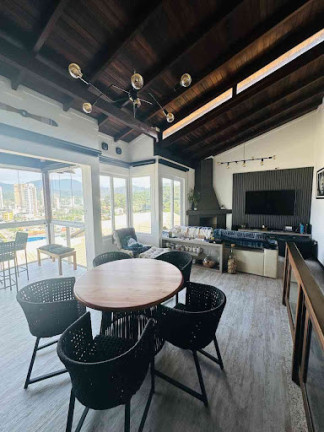 Imagem Casa com 3 Quartos à Venda, 220 m² em Canto Da Praia - Itapema Imagem Casa com 3 Quartos à Venda, 220 m² em Canto Da Praia - Itapema