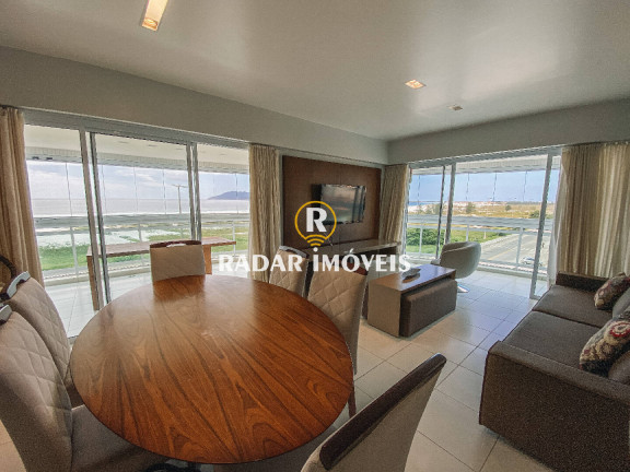 Imagem Apartamento com 4 Quartos à Venda, 170 m² em Algodoal - Cabo Frio