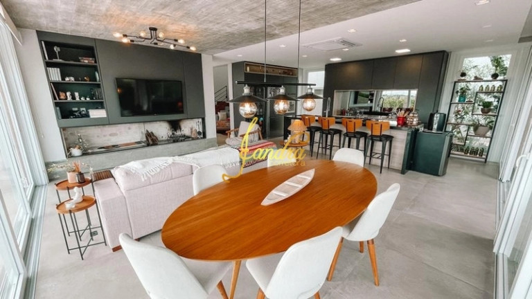 Imagem Casa de Condomínio com 3 Quartos à Venda, 300 m² em Remanso - Xangri-la