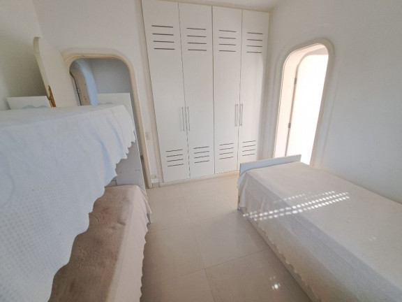Imagem Apartamento com 4 Quartos à Venda, 200 m² em Pitangueiras - Guarujá