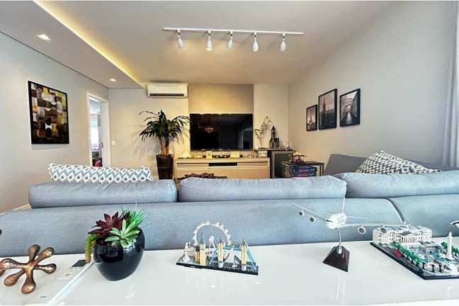 Apartamento com 3 Quartos à Venda, 258 m² em Vila Cordeiro - São Paulo