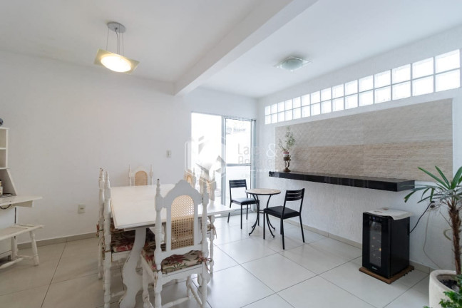 Imagem Casa com 4 Quartos à Venda, 150 m² em Cambuci - São Paulo