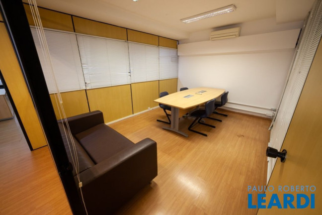 Imagem Sala Comercial à Venda, 177 m² em Aclimação - São Paulo Imagem Sala Comercial à Venda, 177 m² em Aclimação - São Paulo