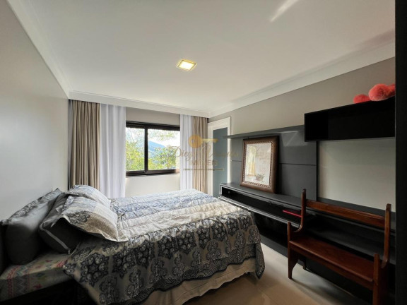 Imagem Casa com 6 Quartos à Venda, 1.713 m² em Quebra Frascos - Teresópolis