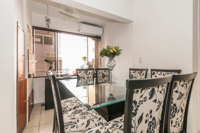 Imagem Imóvel com 2 Quartos à Venda, 57 m² em Vila Nova - Porto Alegre Imagem Imóvel com 2 Quartos à Venda, 57 m² em Vila Nova - Porto Alegre