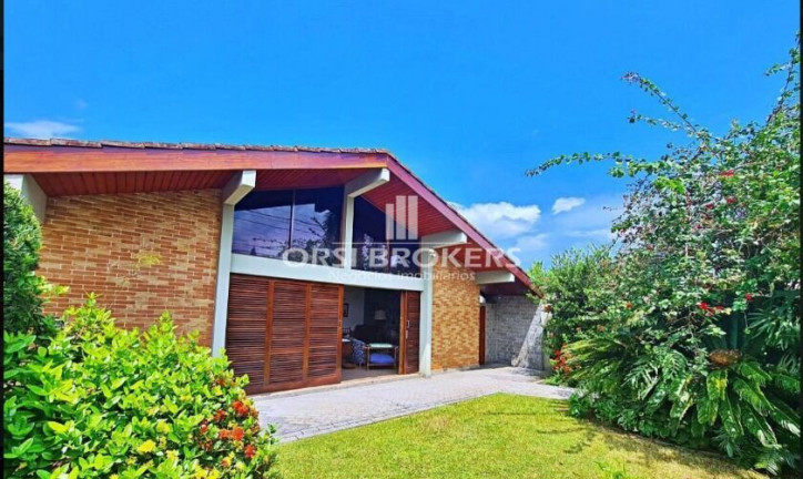 Imagem Casa com 5 Quartos à Venda, 230 m² em Jardim Virgínia - Guarujá Imagem Casa com 5 Quartos à Venda, 230 m² em Jardim Virgínia - Guarujá