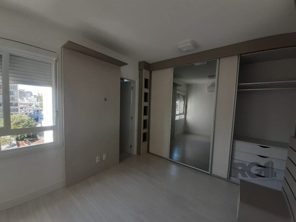 Imagem Imóvel com 3 Quartos à Venda, em Menino Deus - Porto Alegre Imagem Imóvel com 3 Quartos à Venda, em Menino Deus - Porto Alegre