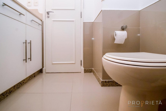 Imagem Apartamento com 2 Quartos à Venda, em Humaitá - Rio De Janeiro Imagem Apartamento com 2 Quartos à Venda, em Humaitá - Rio De Janeiro
