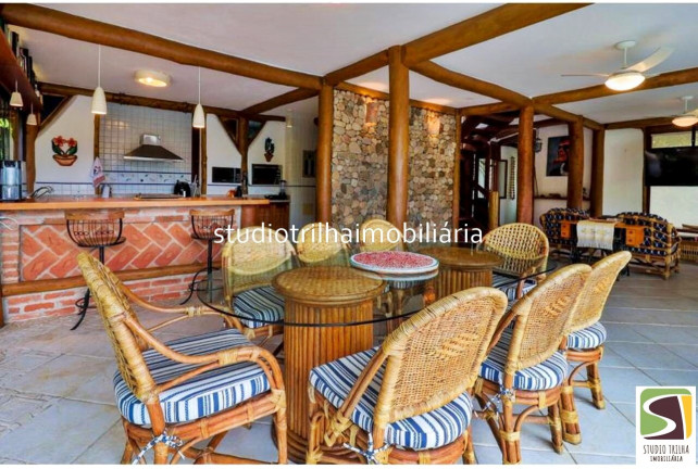 Imagem Sobrado com 6 Quartos à Venda, 695 m² em Engenho D Agua - Ilhabela Imagem Sobrado com 6 Quartos à Venda, 695 m² em Engenho D Agua - Ilhabela