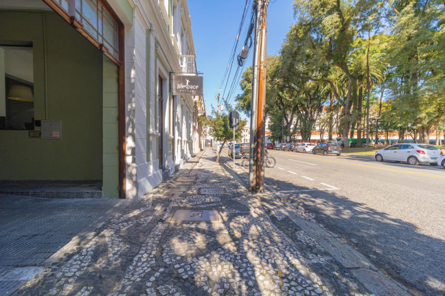 Imagem Apartamento com 1 Quarto para Alugar, 27 m² em Centro - Curitiba