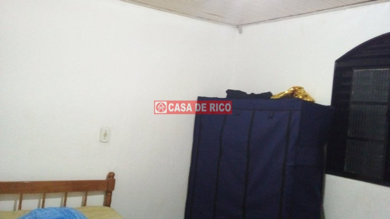 Imagem Casa com 2 Quartos à Venda, 90 m² em Conjunto Habitacional Violim - Londrina