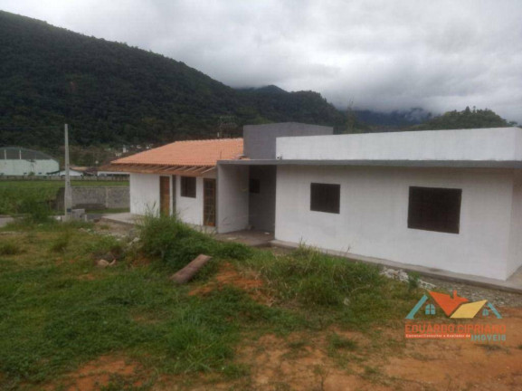Imagem Casa com 2 Quartos à Venda, 62 m² em Jardim Casa Branca - Caraguatatuba Imagem Casa com 2 Quartos à Venda, 62 m² em Jardim Casa Branca - Caraguatatuba