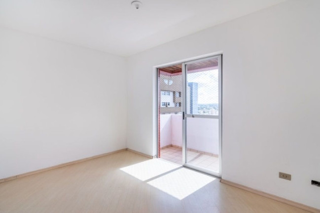 Imagem Apartamento com 3 Quartos à Venda, 70 m² em Bacacheri - Curitiba