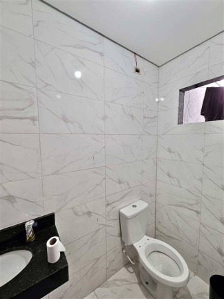 Imagem Casa com 3 Quartos à Venda, 250 m² em Solemar - Praia Grande Imagem Casa com 3 Quartos à Venda, 250 m² em Solemar - Praia Grande