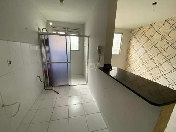 Imagem Apartamento com 2 Quartos à Venda, 50 m² em Pinheirinho - Curitiba