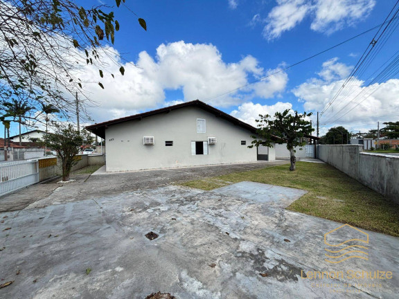 Imagem Casa com 3 Quartos à Venda, 190 m² em Salinas - Balneário Barra Do Sul Imagem Casa com 3 Quartos à Venda, 190 m² em Salinas - Balneário Barra Do Sul
