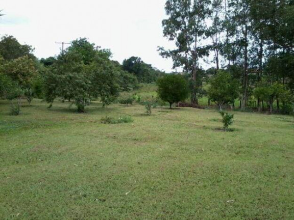 Imagem Chácara com 3 Quartos à Venda, 300 m² em Centro - Boituva