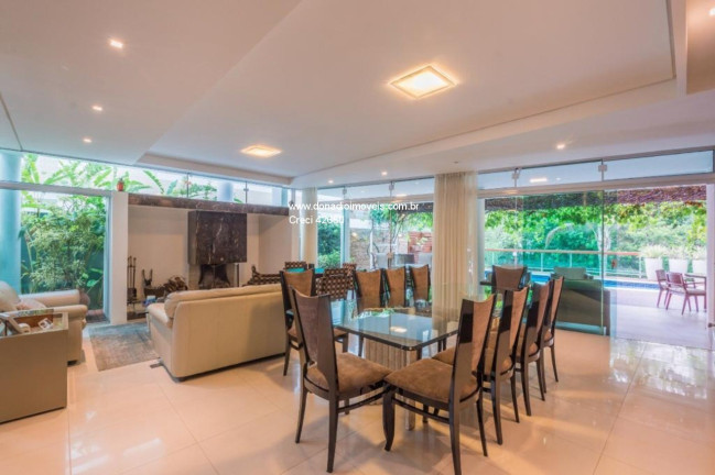 Imagem Casa com 4 Quartos à Venda, 540 m² em Córrego Grande - Florianópolis