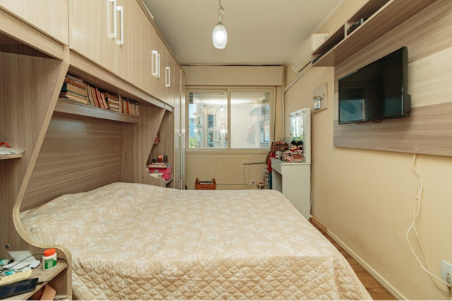 Imagem Imóvel com 3 Quartos à Venda, 59 m² em Cristo Redentor - Porto Alegre Imagem Imóvel com 3 Quartos à Venda, 59 m² em Cristo Redentor - Porto Alegre