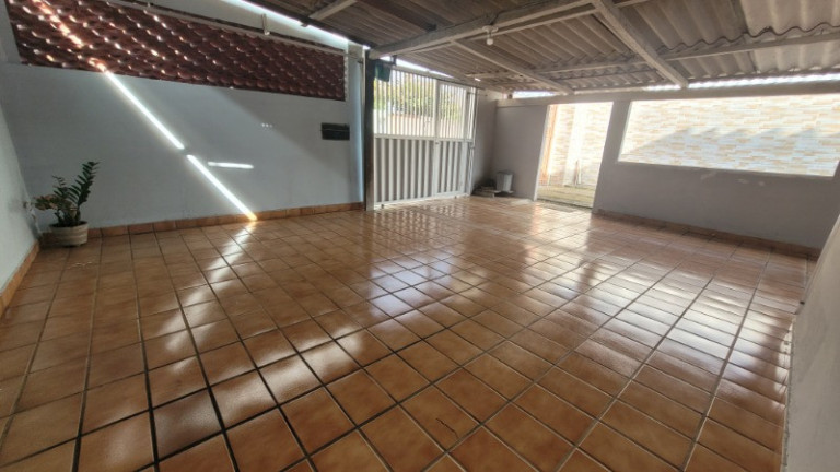 Imagem Casa com 1 Quarto à Venda, 300 m² em Das Laranjeiras - Serra
