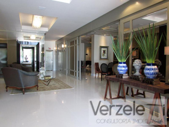 Imagem Apartamento com 7 Quartos à Venda, 410 m² em Centro - Balneário Camboriú Imagem Apartamento com 7 Quartos à Venda, 410 m² em Centro - Balneário Camboriú