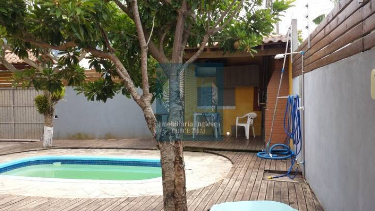 Imagem Casa com 3 Quartos à Venda, 368 m² em São João Do Rio Vermelho - Florianópolis Imagem Casa com 3 Quartos à Venda, 368 m² em São João Do Rio Vermelho - Florianópolis