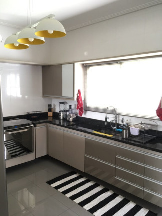 Imagem Sobrado com 3 Quartos à Venda, 200 m² em Condomínio Real Ville - Pindamonhangaba