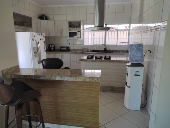 Imagem Casa com 3 Quartos à Venda, 255 m² em Socorro - Pindamonhangaba Imagem Casa com 3 Quartos à Venda, 255 m² em Socorro - Pindamonhangaba