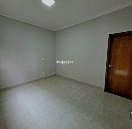 Imagem Casa com 2 Quartos à Venda, 126 m²