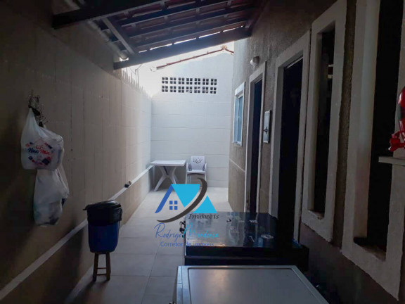 Imagem Casa com 3 Quartos à Venda, 140 m² em Centro - Lauro De Freitas