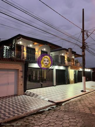 Imagem Casa com 2 Quartos à Venda, 48 m² em Maracanã - Praia Grande Imagem Casa com 2 Quartos à Venda, 48 m² em Maracanã - Praia Grande