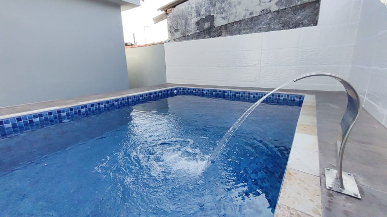 Imagem Casa com 2 Quartos à Venda, 250 m² em Jussara - Mongaguá Imagem Casa com 2 Quartos à Venda, 250 m² em Jussara - Mongaguá