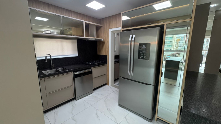 Imagem Apartamento com 4 Quartos à Venda, 162 m² em Meia Praia - Itapema Imagem Apartamento com 4 Quartos à Venda, 162 m² em Meia Praia - Itapema