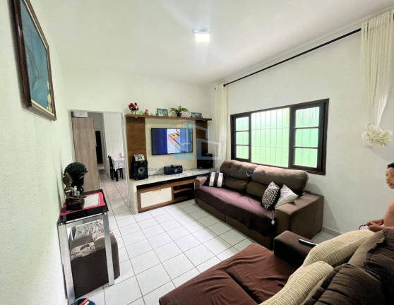 Imagem Casa com 3 Quartos à Venda, em Maracanã - Praia Grande Imagem Casa com 3 Quartos à Venda, em Maracanã - Praia Grande