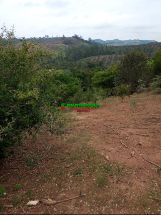 Chácara à Venda, 2.600 m² em São Damião - Paraibuna