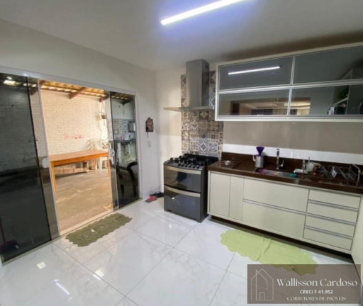 Imagem Casa com 2 Quartos à Venda, 300 m² em Santa Regina - Camboriú Imagem Casa com 2 Quartos à Venda, 300 m² em Santa Regina - Camboriú